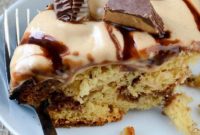 Crockpot Peanut Butter Cup Cake Recipe for Moist, Gooey Dessert