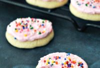 Soft Sugar Cookies with Creamy Frosting: Classic Holiday Recipe