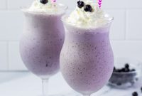 Creamy Blueberry Milkshake Recipe: Refreshing Summer Shake