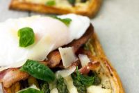Asparagus and Bacon Puff Pastry Tartlets: Savory Appetizer Recipe