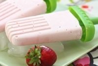 Strawberry Cheesecake Popsicles Recipe — Creamy No-Bake Treat