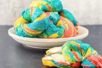 Tie-Dye Rainbow Bagels: Step-by-Step Guide to Colorful Bagels