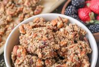 Paleo Caramel Apple Granola Recipe for Fall Mornings