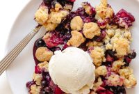 Blueberry Apple Crumble with Cinnamon Streusel