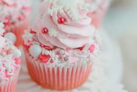 Pink Winter Wonderland Cupcakes: Festive Whipped Frosting Recipe
