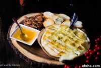 Garlic Baked Brie with 4 Ingredients — 15-Minute Appetizer