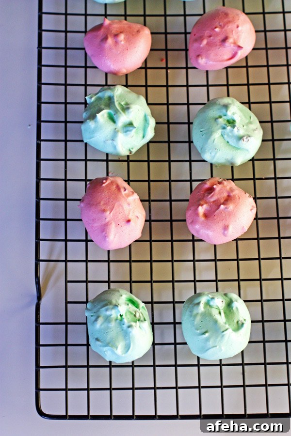Christmas Meringue Cookies