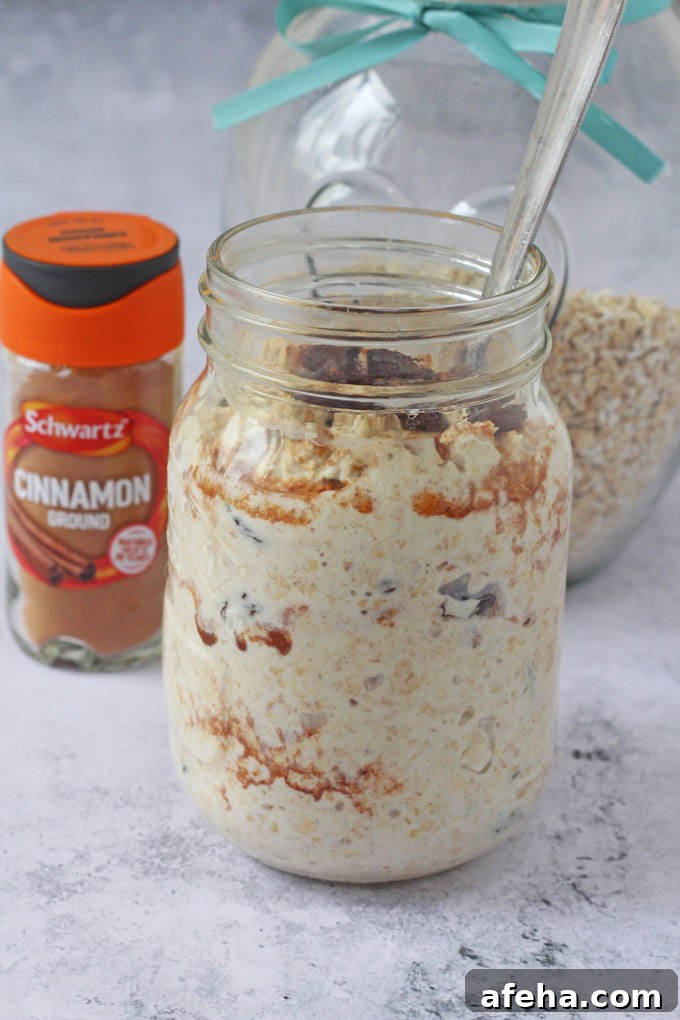 Creamy Cinnamon Swirl Overnight Oats Recipe for Quick Breakfast 2 Cinnamon Swirl Overnight Oats