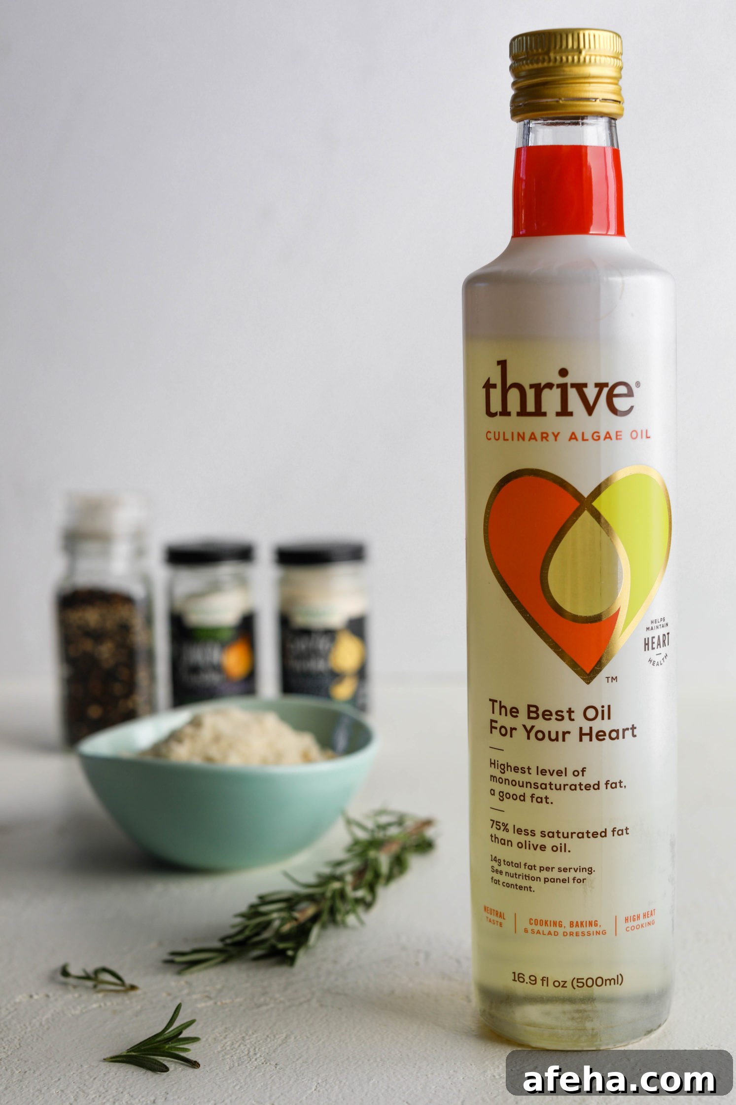 Thrive Algae Oil with seasonings and rosemary