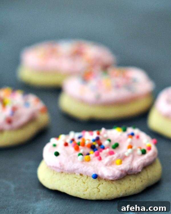Frosted Soft Sugar Cookies Vegan @spabettie