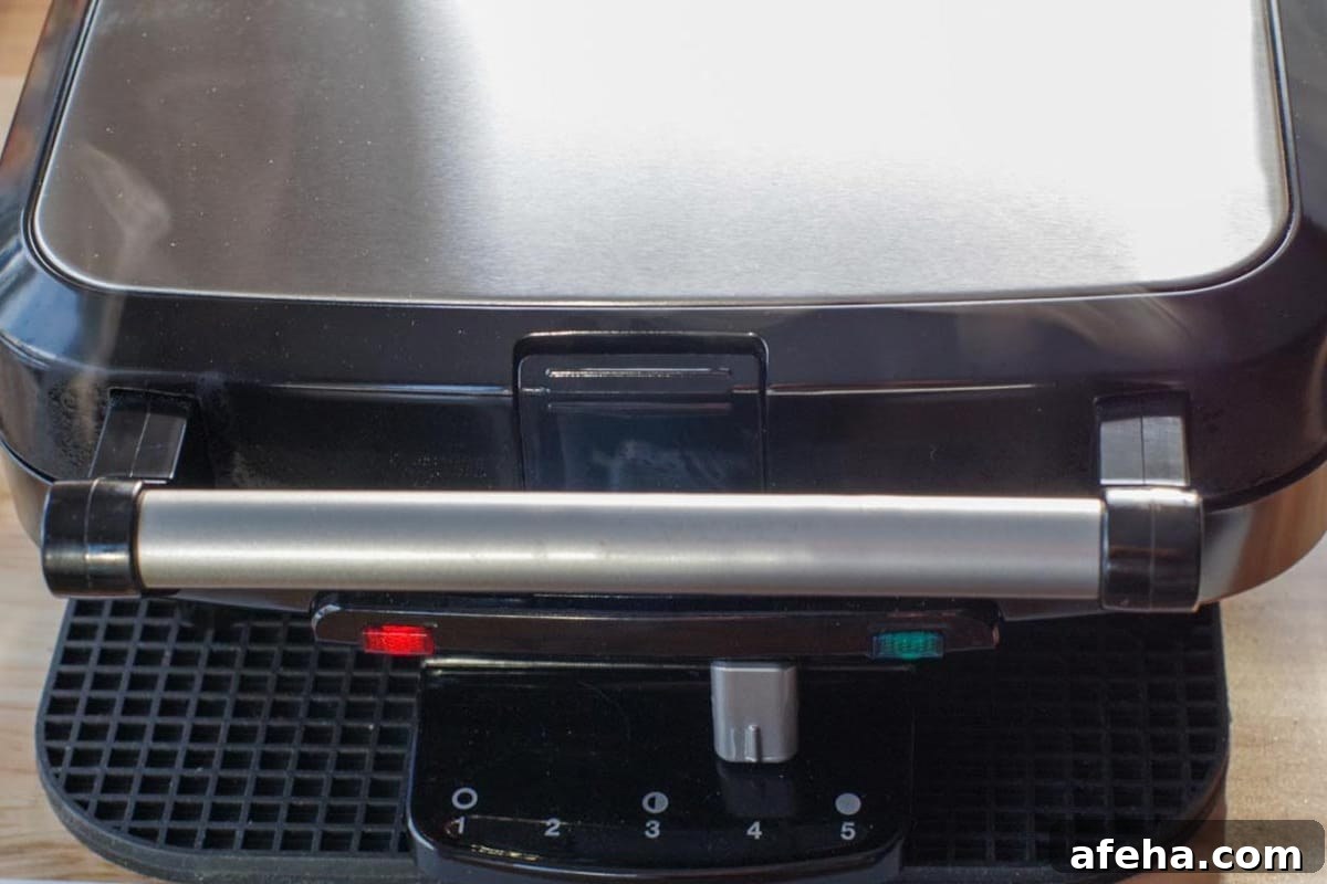 cover closed on waffle maker