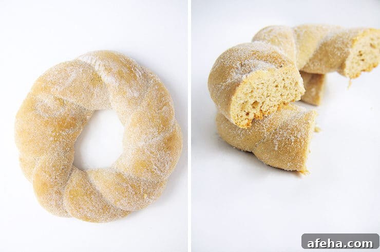 Rol de Canela pan dulce wreath Mexican sweet cookie bread