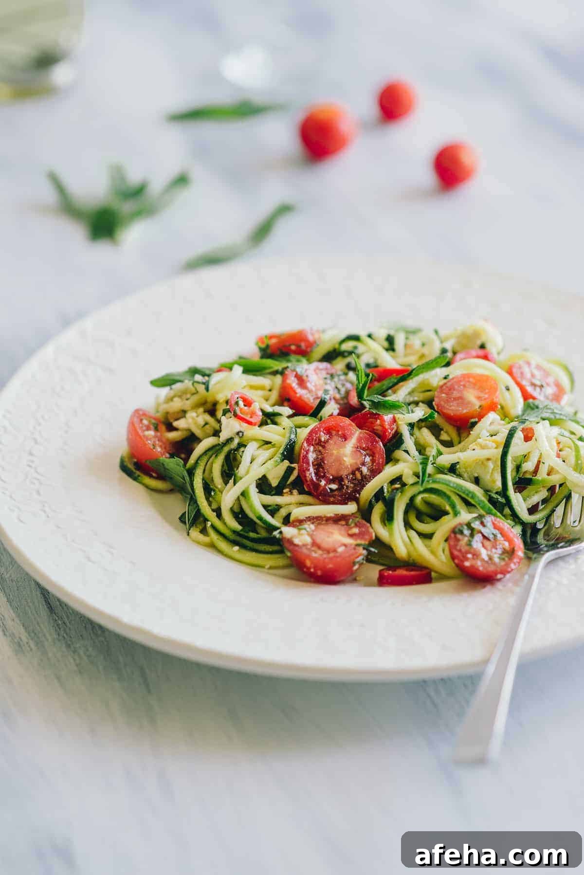 zucchini noodle salad