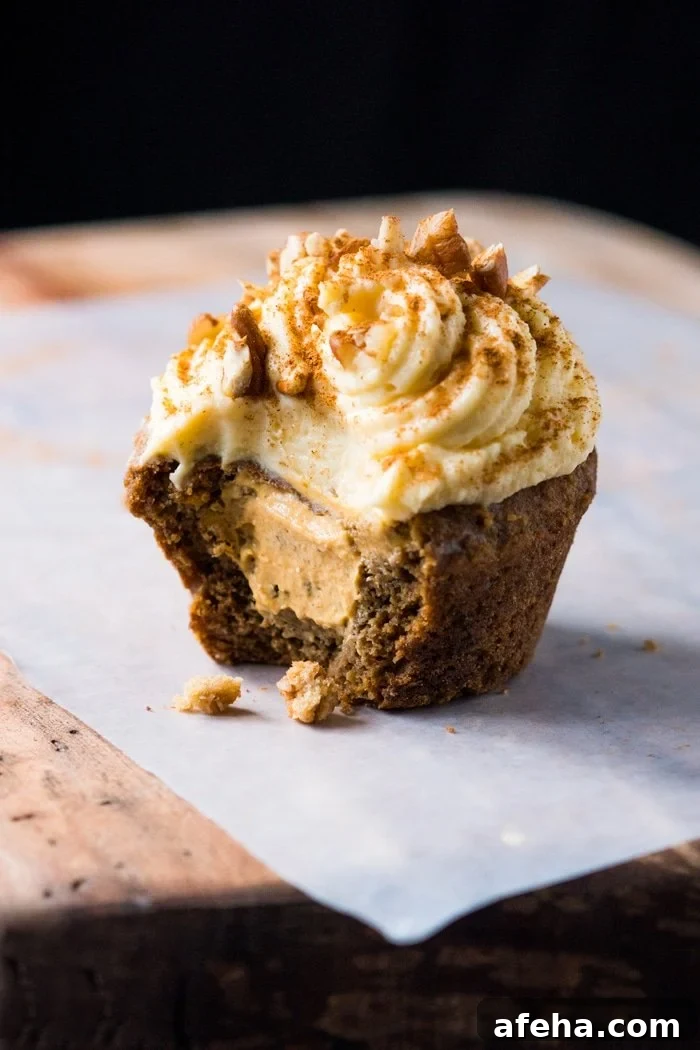 Gluten Free & Keto Pumpkin Spice Latte Muffins (or Cupcakes!) #keto #lowcarb #healthyrecipes #glutenfree #pumpkin #pumpkinspicelatte #muffins #cupcakes