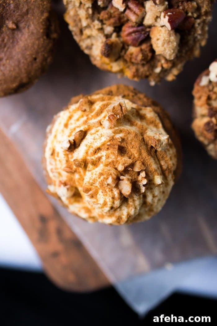 Gluten Free & Keto Pumpkin Spice Latte Muffins (or Cupcakes!) #keto #lowcarb #healthyrecipes #glutenfree #pumpkin #pumpkinspicelatte #muffins #cupcakes