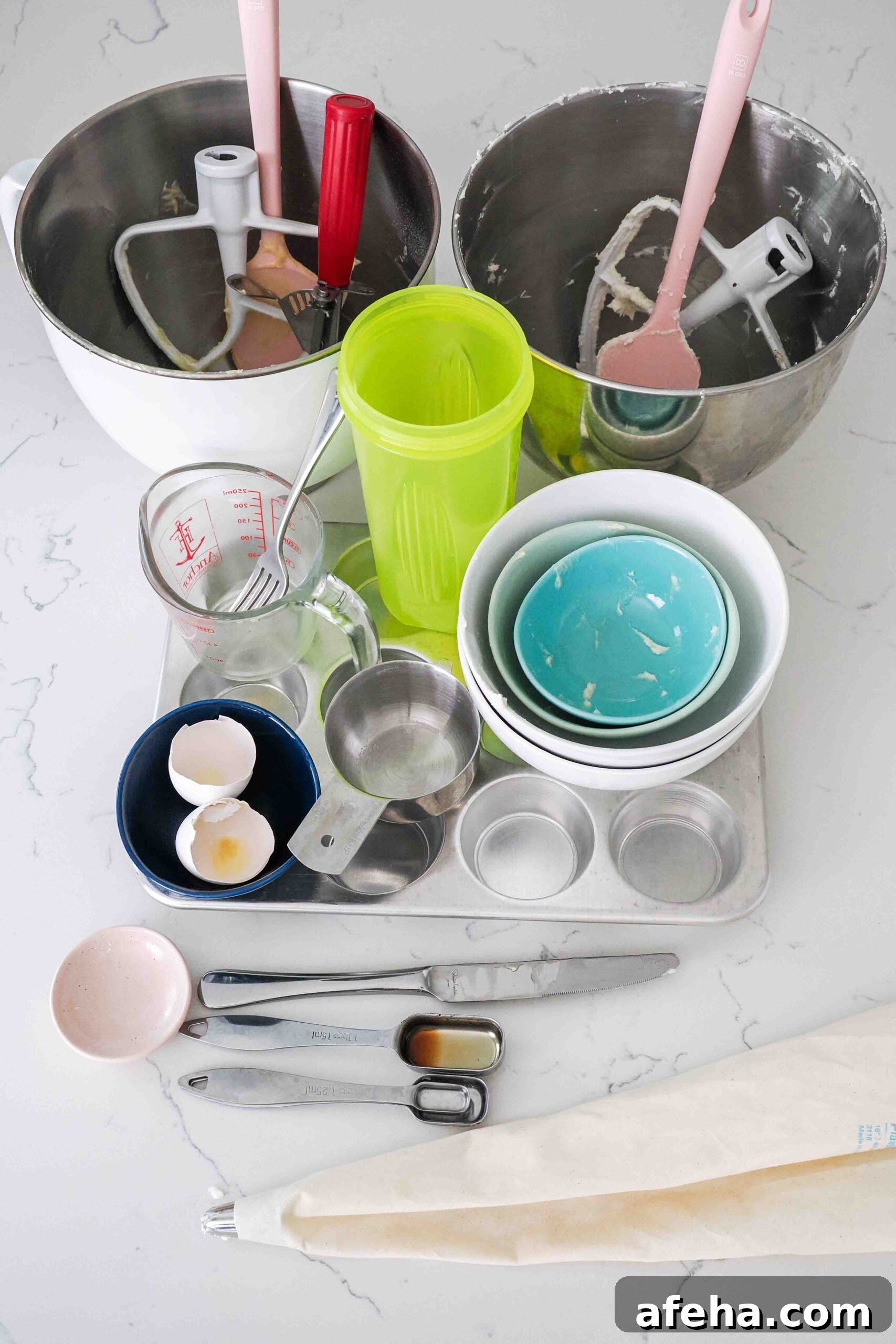 The amount of dishes used to make vanilla bean cupcakes.