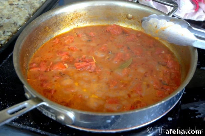 Tomato Sauce Mixture for Tossing with Chicken in Skillet