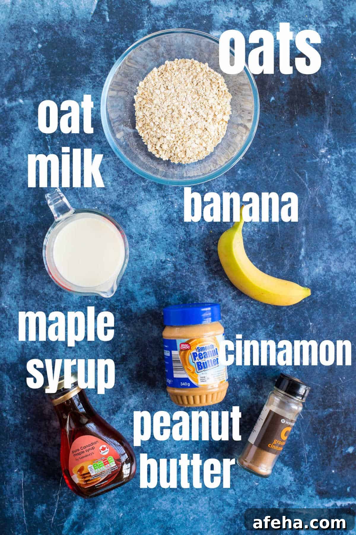 Ingredients for peanut butter banana porridge (oatmeal).