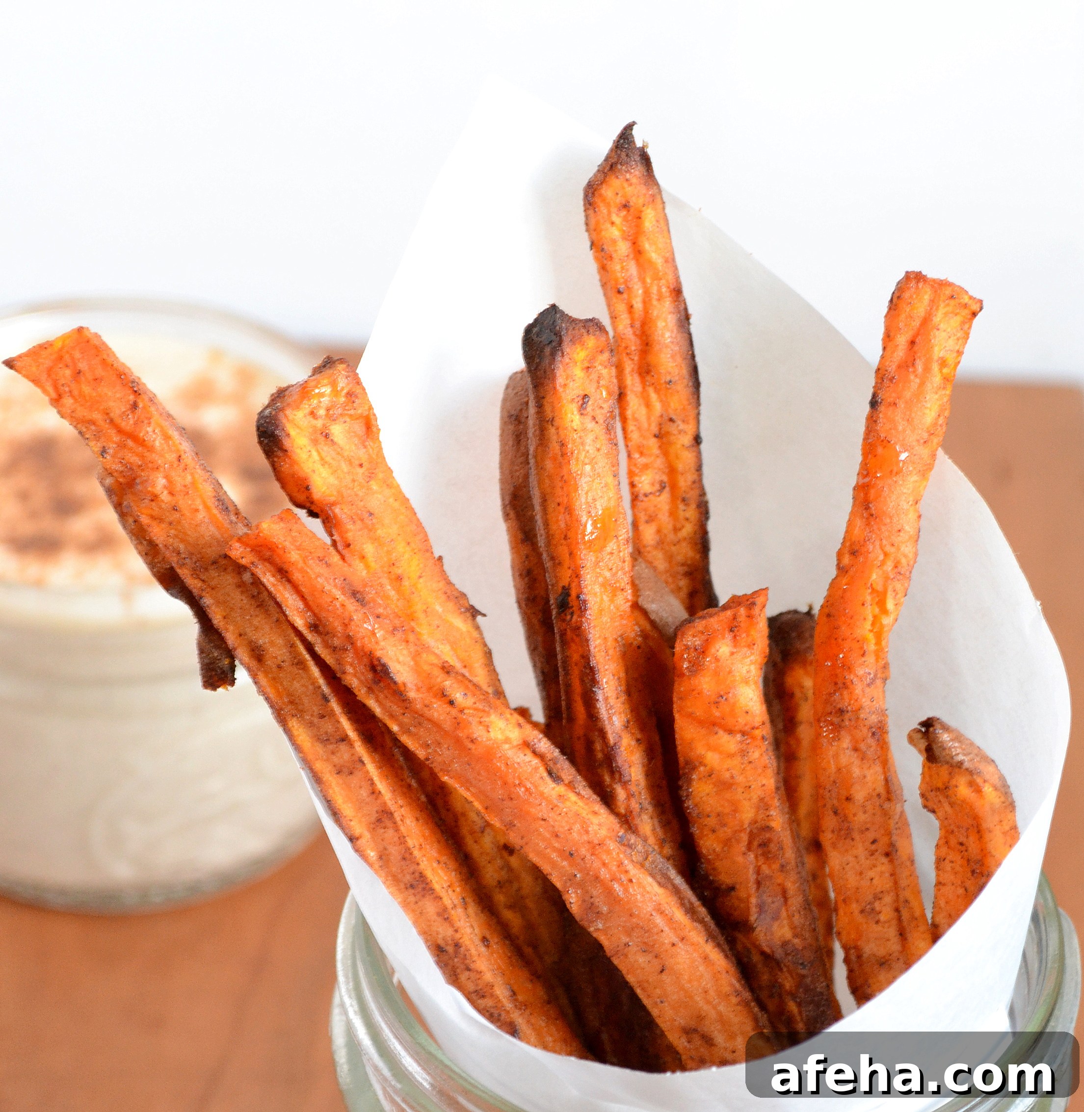 Sweet Potato Fries with Cinnamon Yogurt Dip Sweet Potato Fries with Cinnamon Yogurt Dip