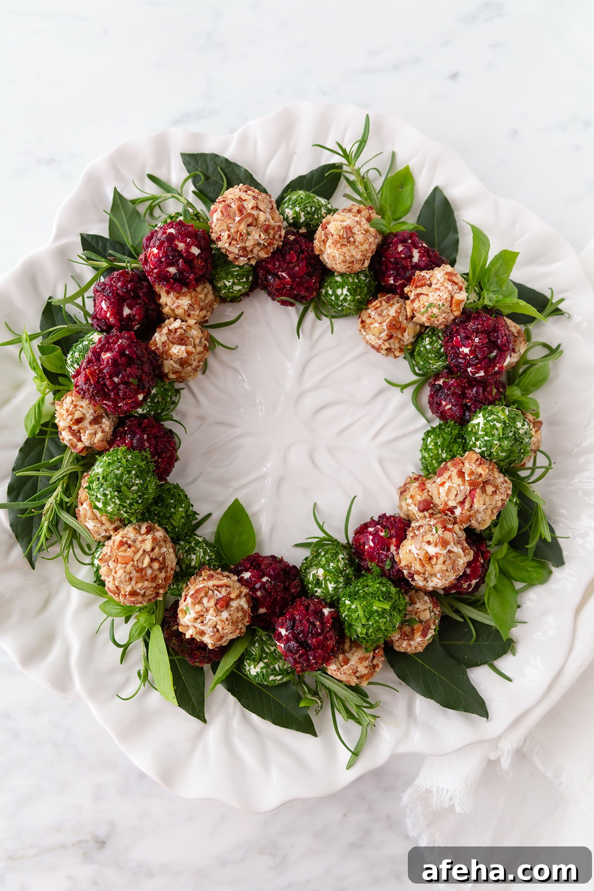 Festive Christmas Cheese Ball Wreath Recipe & Party Appetizer Tips 6 Cheese Ball Wreath Appetizer