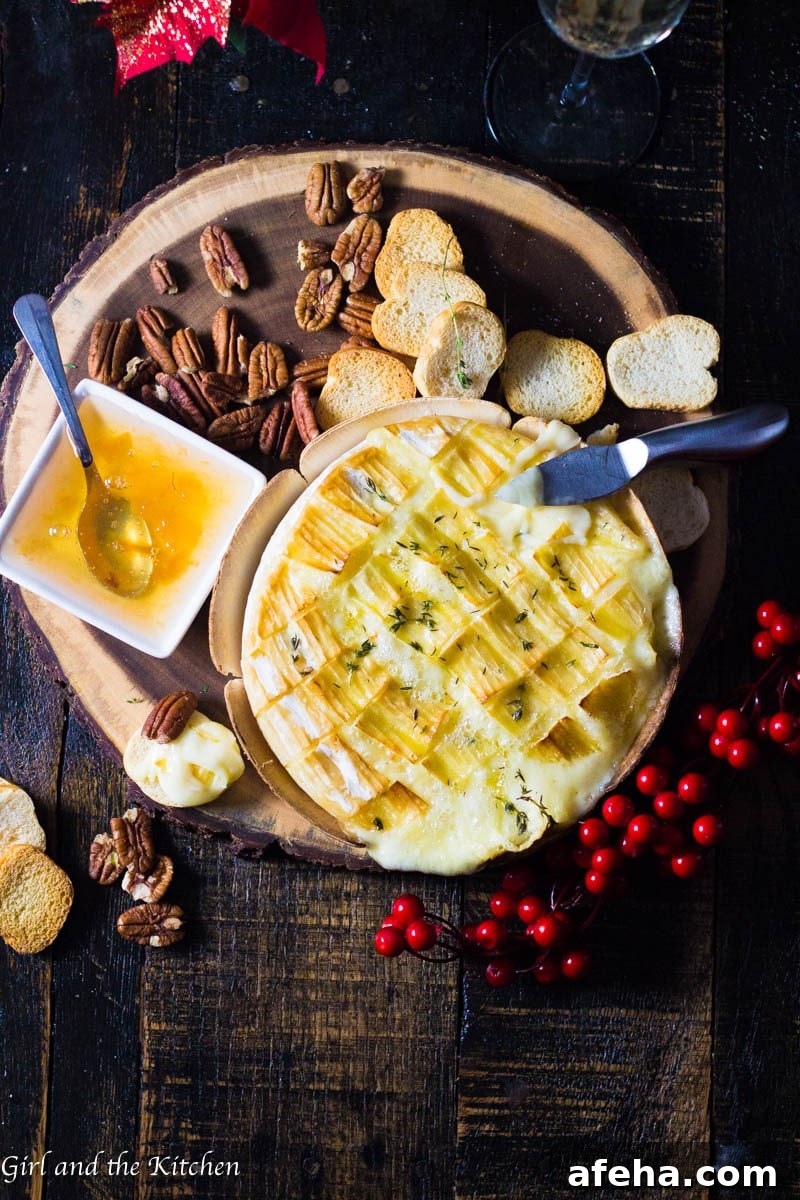Garlic Baked Brie with 4 Ingredients — 15-Minute Appetizer 13 This gooey garlic baked brie has only 4 ingredients and takes 15 minutes to prepare! It comes out of the oven gooey and cheesy and loaded with rich garlic and herb flavors! This is the ultimate holiday appetizer for any party!