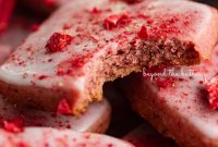 Classic Strawberry Shortbread Cookie Recipe